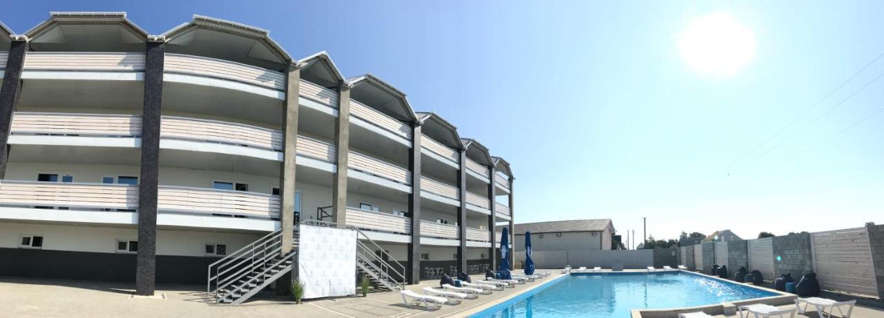 لازورن Lazurit Family Hotel المظهر الخارجي الصورة
